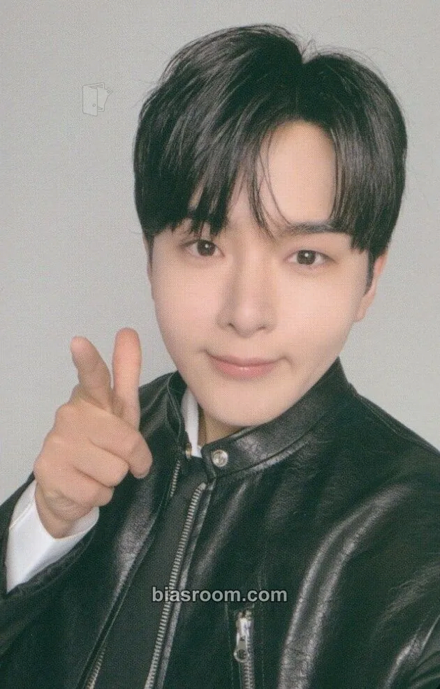 Ryeowook SUPER RECORDS Photocard - SUPER JUNIOR - SUPER JUNIOR K-pop photocard