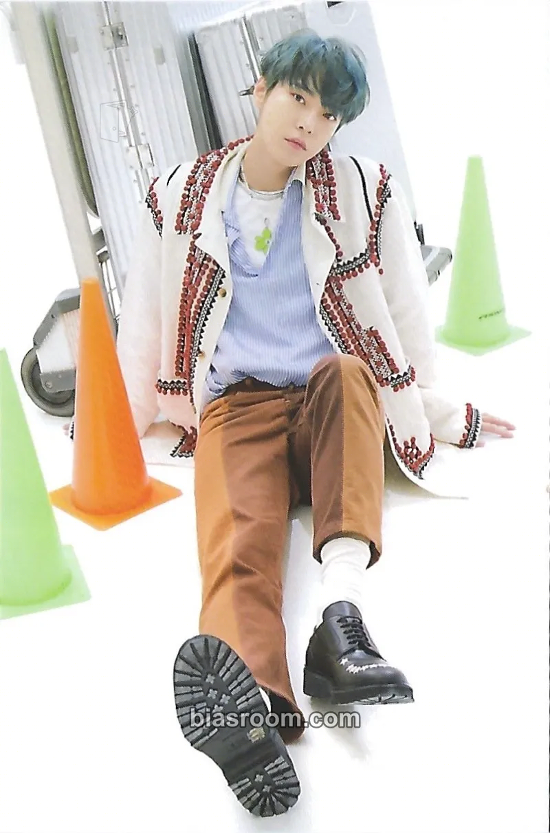 Doyoung Resonance MD Photocard - NCT - NCT K-pop photocard
