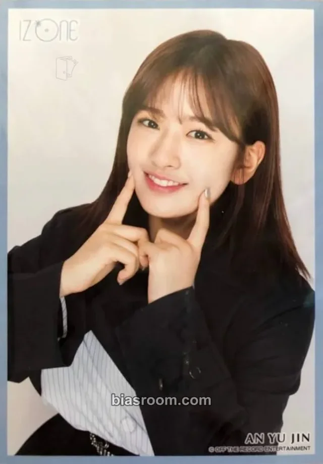 IZ*ONE - Yujin - JAPAN 1st FANMEETING Event photo print