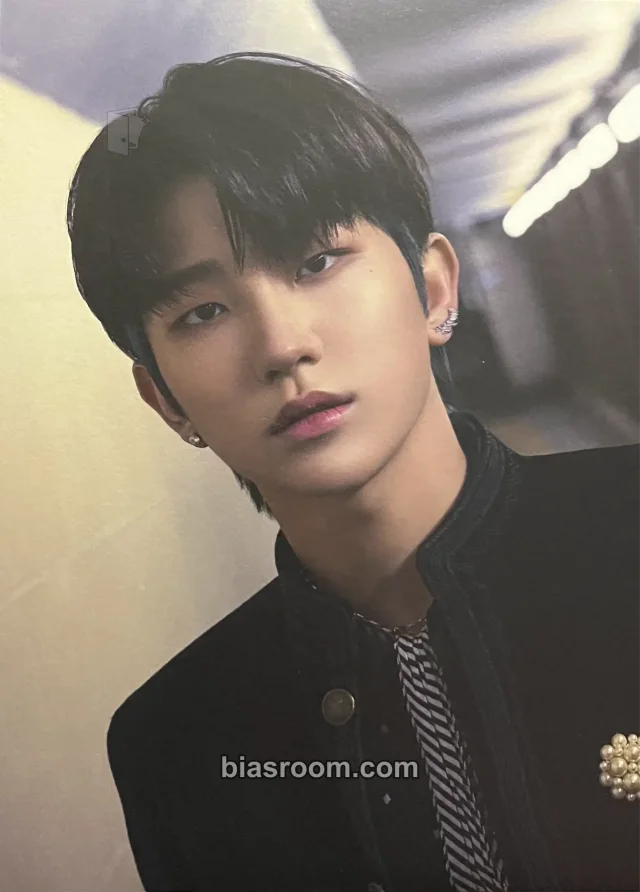 TNX - Sungjun - WAY UP Album lyric postcard album inclusion