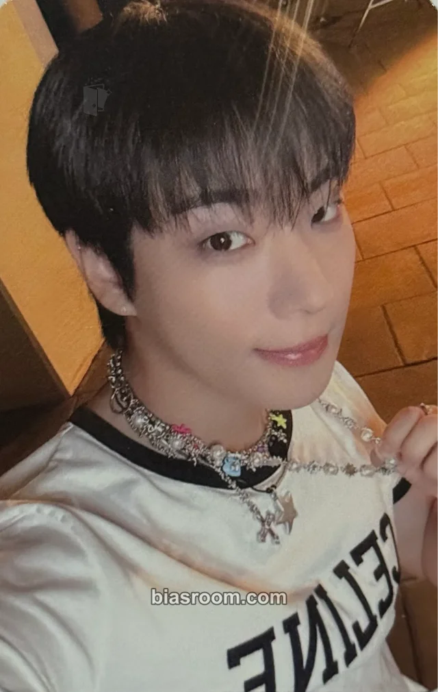 ONF - E-Tion - UNBROKEN Album album photocard no retreat version