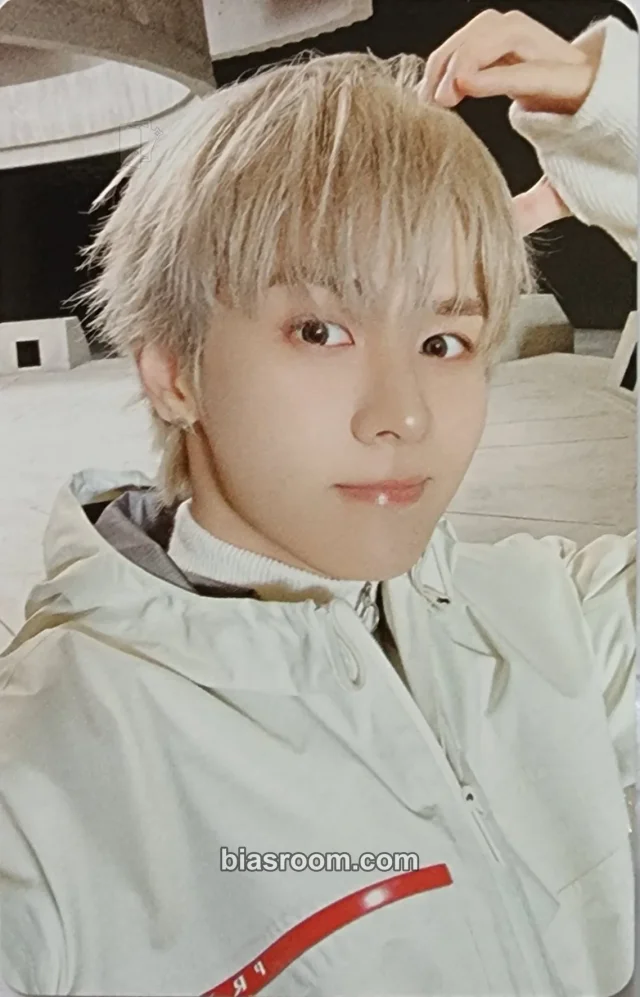 NCT - Kun - SM ARTIST BIRTHDAY OFFICIAL MD Other 2026 version keyring