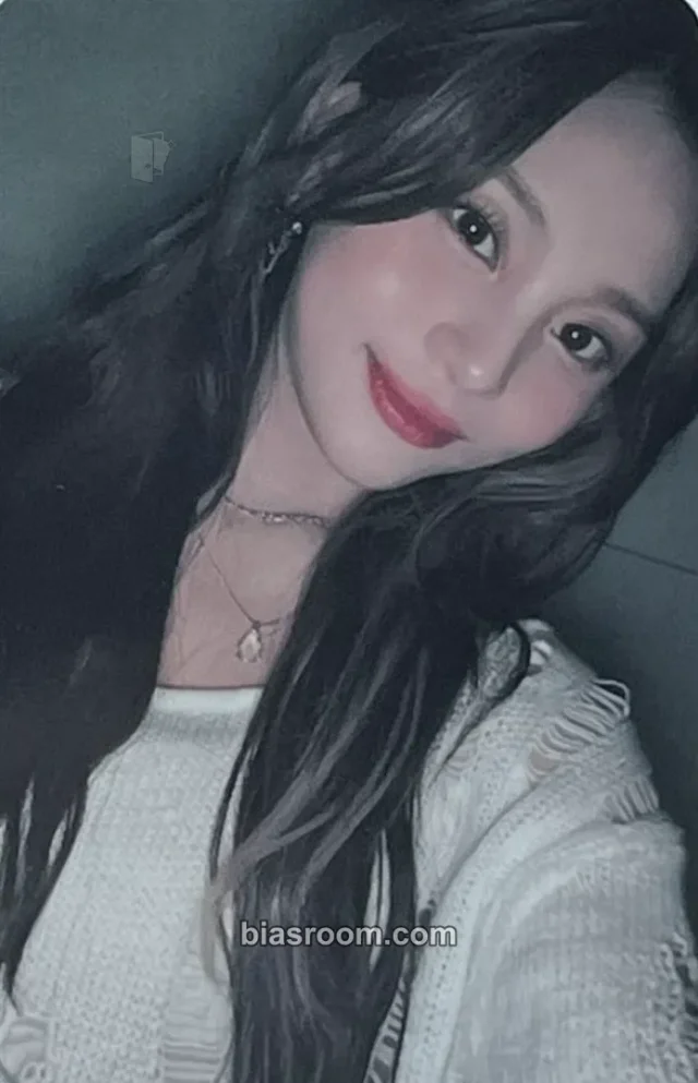 VIVIZ - Umji - VERSUS Album daily duck video call (fancall) round 5