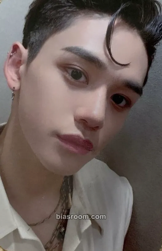Lucas NCT 2020 Resonance Pt. 1 Photocard - NCT - NCT K-pop photocard