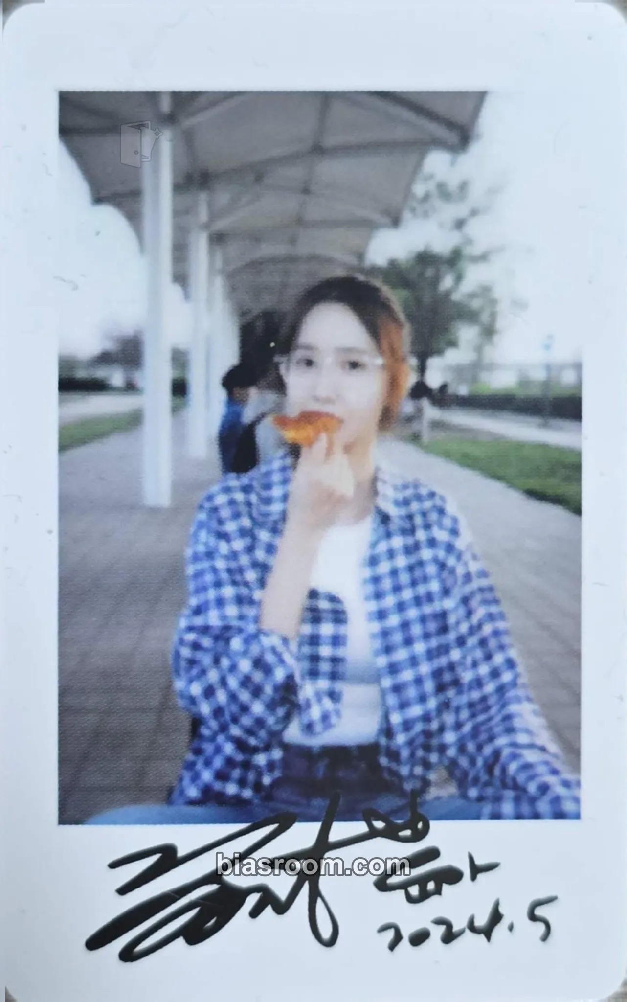 Yoona Yoona ‘So Wonderful Day Story_1’ Fan Meeting Tour Photocard - Girls' Generation - Girls' Generation K-pop photocard