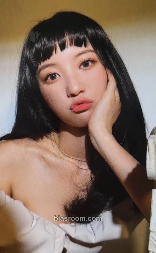 OH MY GIRL - Yubin - Real Love Album album photocard fruity version
