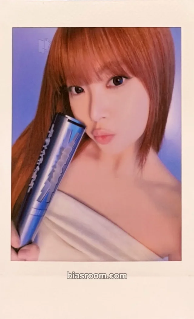 LE SSERAFIM - Hong Eunchae - Pureflow Tour (2026) Event merch photocard polaroid japan