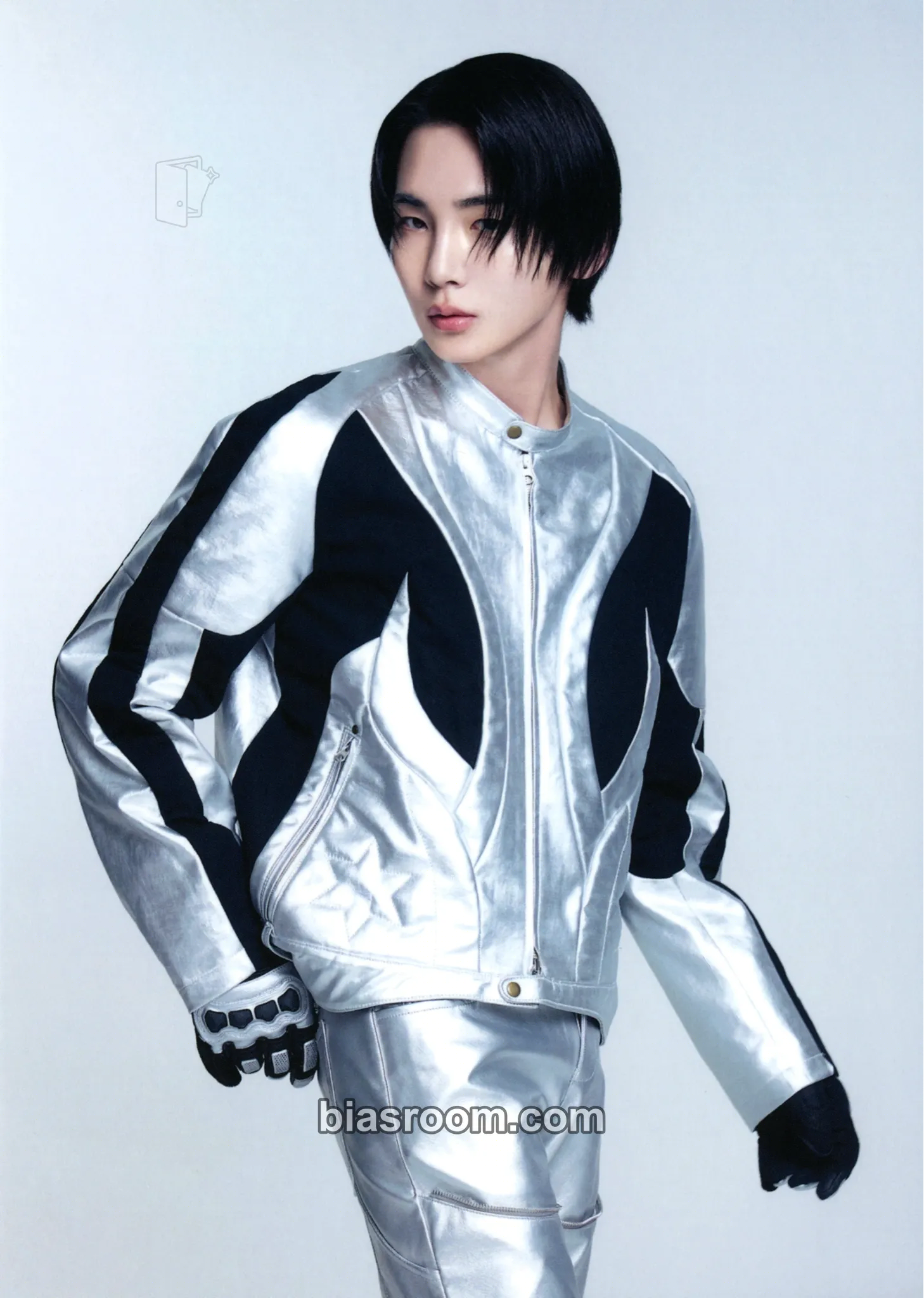 Key 2024 Keyland On: and On Photocard - Key K-pop photocard