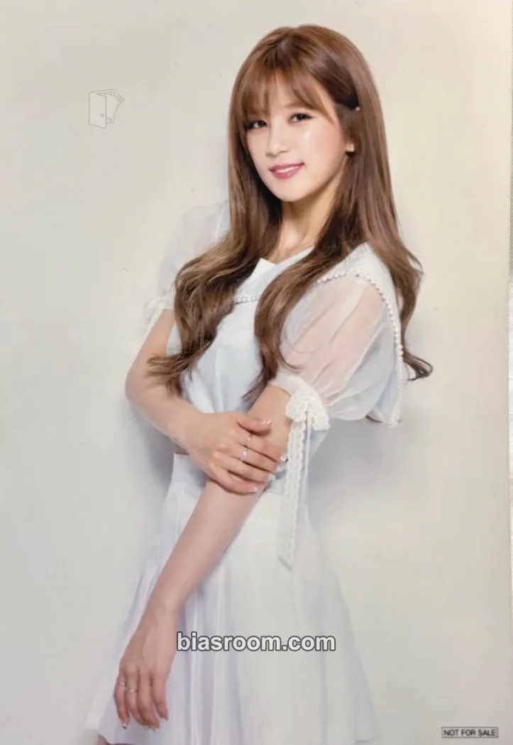 Chorong LUV Photocard - Apink - Apink K-pop photocard