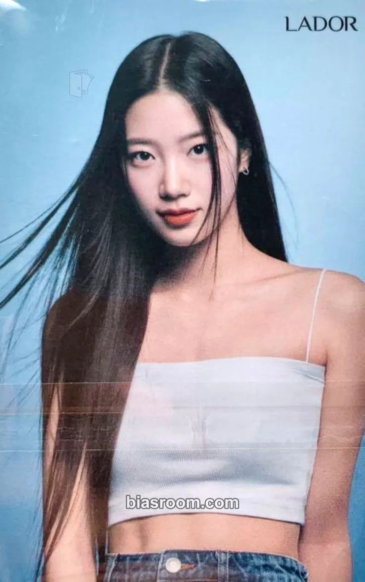 Kazuha L'ador x Kazuha Photocard - LE SSERAFIM - LE SSERAFIM K-pop photocard