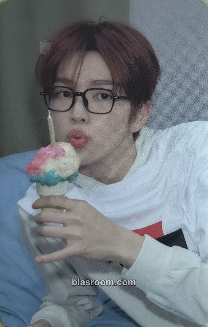 Sungchan 2026 Season's Greetings Photocard - RIIZE - RIIZE K-pop photocard