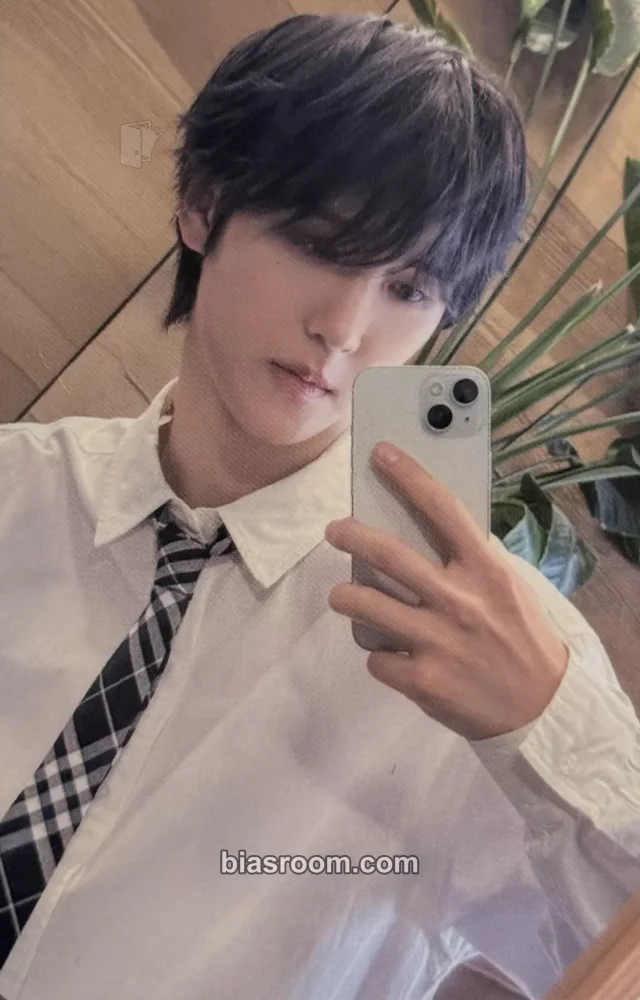 NouerA - Gihyeon - Chapter: New is Now Album withfans / yizhiyu (yzy) round 3 china