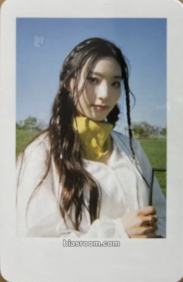 Saerom 2024 PHOTOBOOK <FROM SUMMER> Photocard - fromis_9 - fromis_9 K-pop photocard