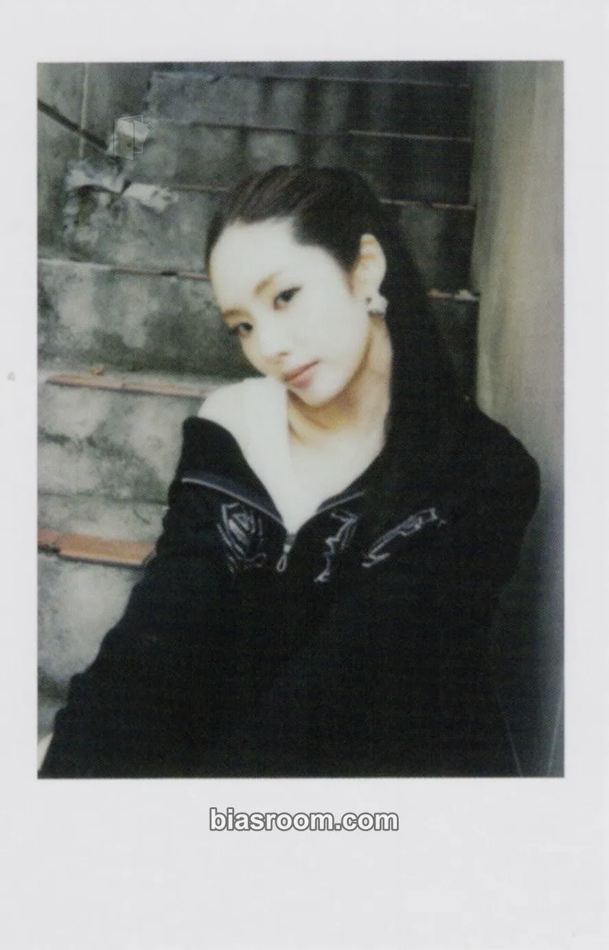 Jiwon From Our 20s Photocard - fromis_9 - fromis_9 K-pop photocard