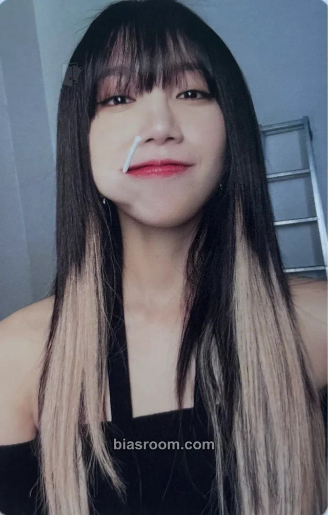 Apink - Eunji - SELF Album album photocard magazine version