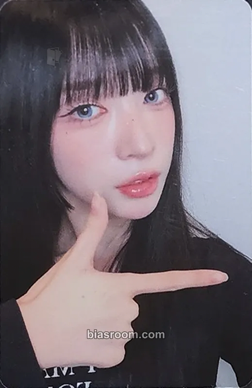 Haruna The Collective Soul and Unconscious: Chapter Two Photocard - Billlie - Billlie K-pop photocard
