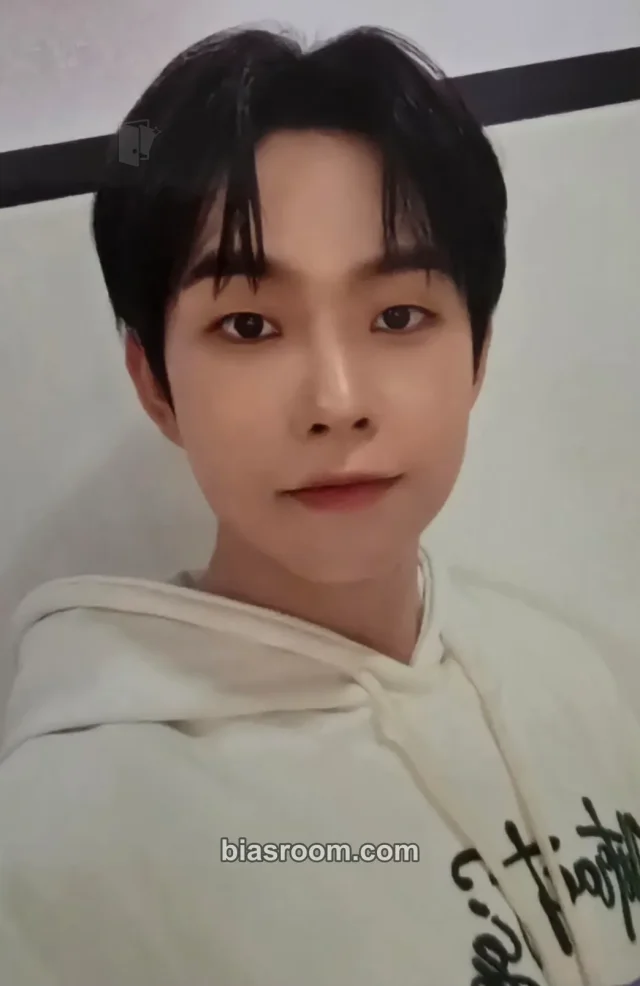 LUCY - Sangyeop - LUCY 9th Concert ISLAND Event merch photocard