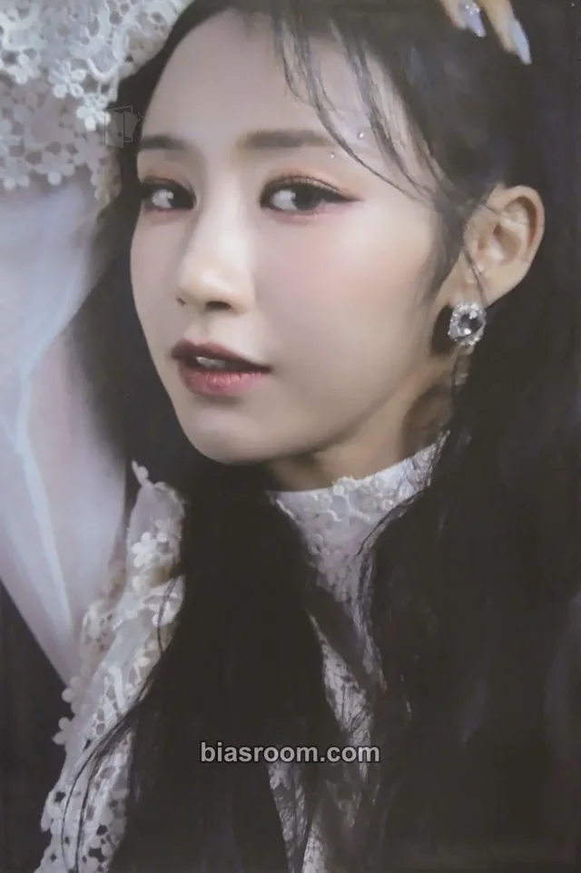 PURPLE KISS - Park Jieun - INTO VIOLET Album apple music postcard round 2 winner benefit
