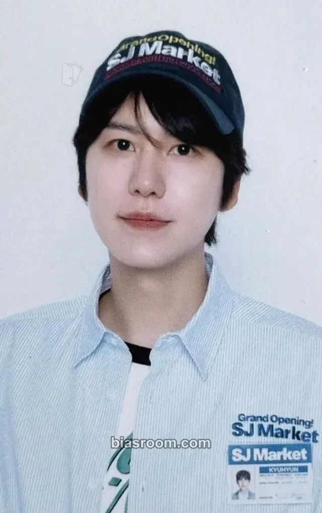 SUPER JUNIOR - Kyuhyun - SJ Market Event merch photocard snack