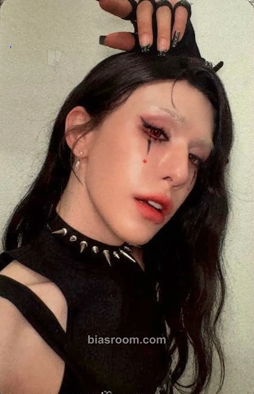 Wumuti SERVING-X - 2026 XLOV Asia Tour Photocard - XLOV - XLOV K-pop photocard