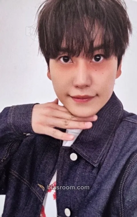 Kyuhyun 2026 Season's Greetings - Detectives : Case File 2026 Top Secret Photocard - SUPER JUNIOR - SUPER JUNIOR K-pop photocard