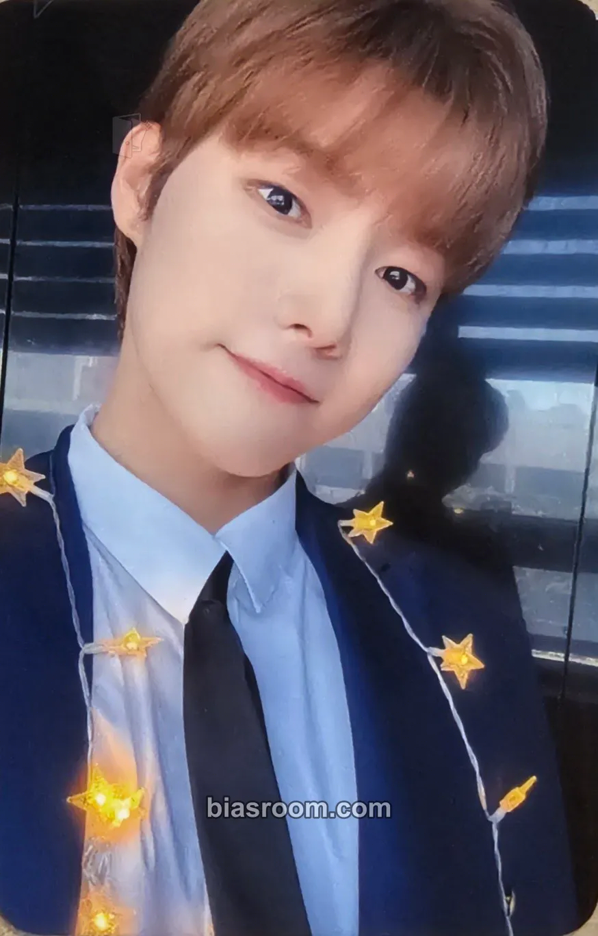 Yonghoon Planet Nine: Isotropy Photocard - ONEWE - ONEWE K-pop photocard