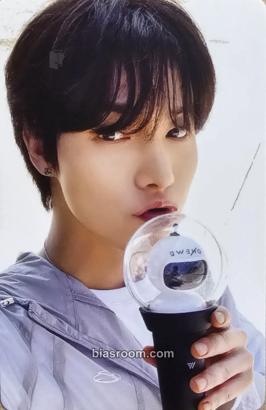 Yonghoon Over The Rainbow Photocard - ONEWE - ONEWE K-pop photocard