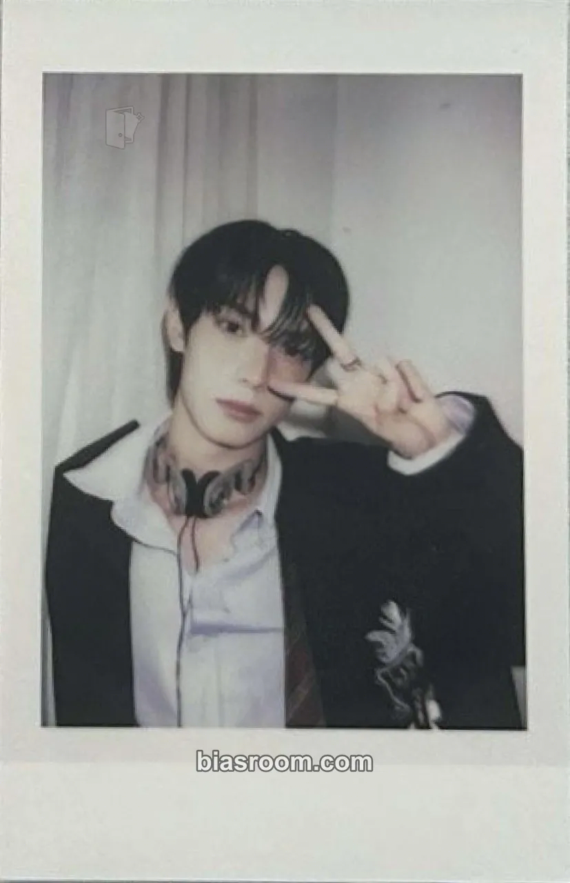 Chuei Li Yu YOUTH ERROR Photocard - FLARE U - FLARE U K-pop photocard