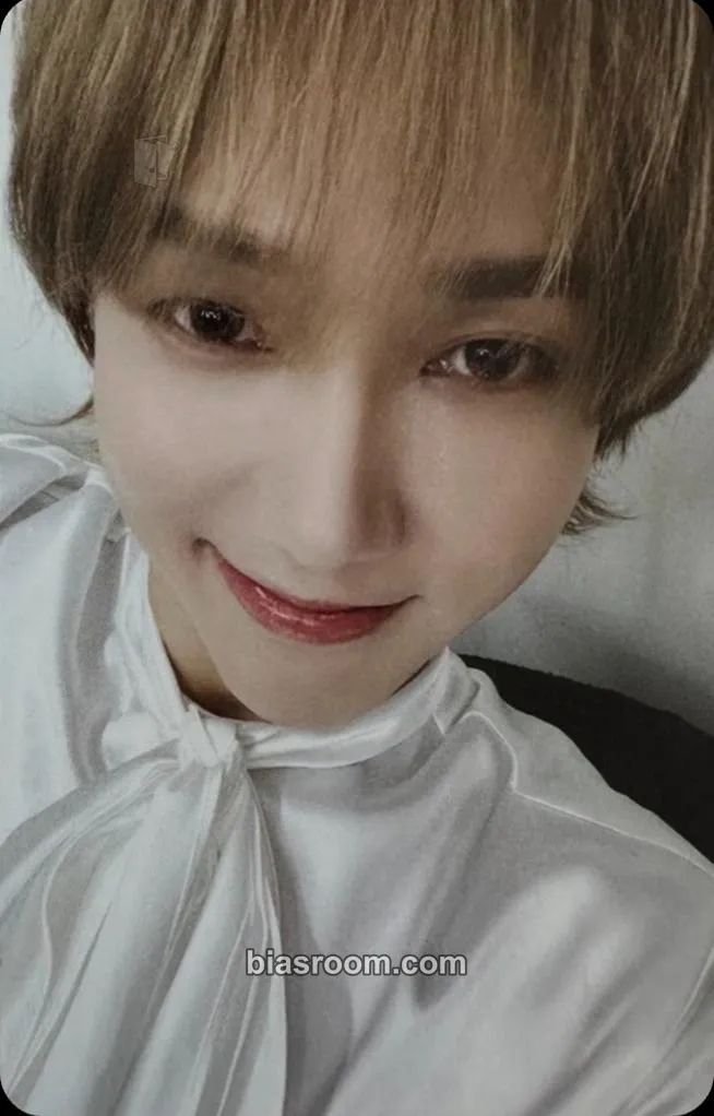 Yesung 1t's 8lue: 18th Anniversary Special Event Photocard - SUPER JUNIOR - SUPER JUNIOR K-pop photocard