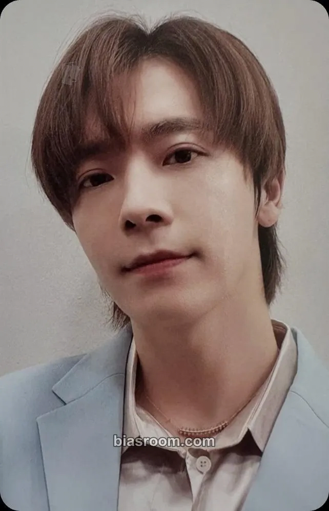 Donghae 1t's 8lue: 18th Anniversary Special Event Photocard - SUPER JUNIOR - SUPER JUNIOR K-pop photocard