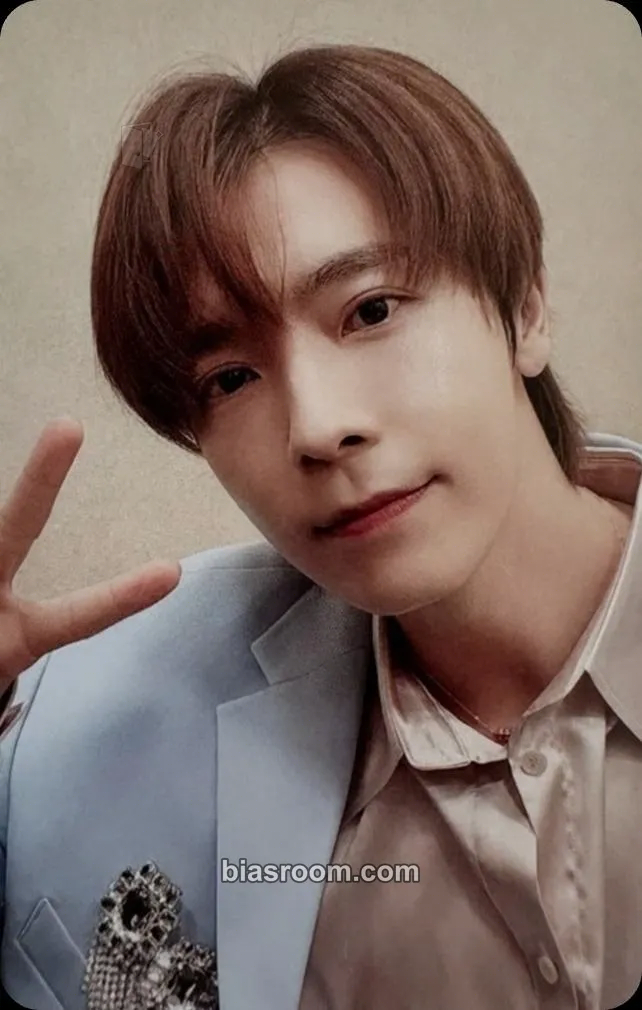 Donghae 1t's 8lue: 18th Anniversary Special Event Photocard - SUPER JUNIOR - SUPER JUNIOR K-pop photocard