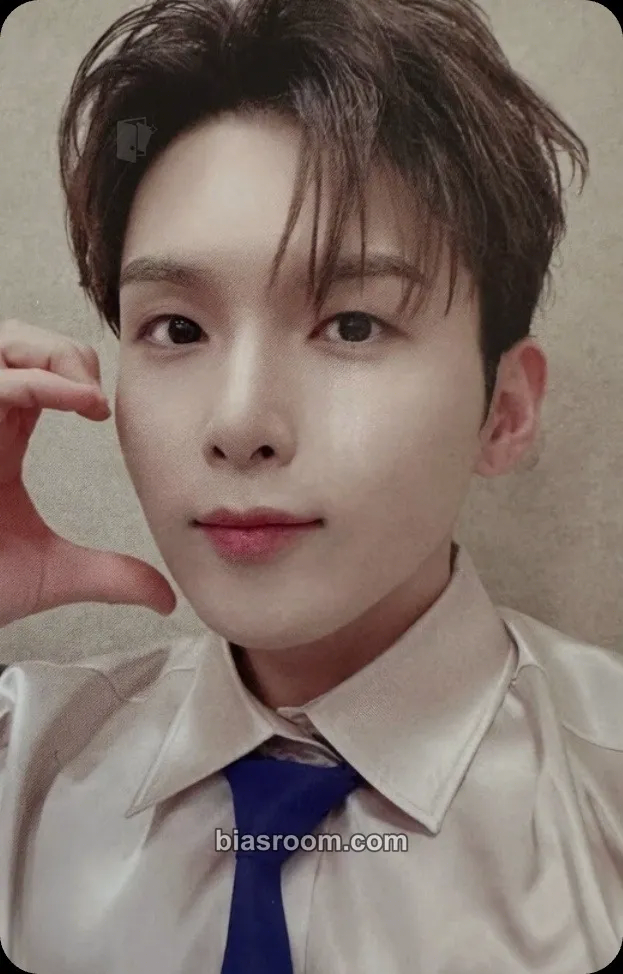Ryeowook 1t's 8lue: 18th Anniversary Special Event Photocard - SUPER JUNIOR - SUPER JUNIOR K-pop photocard