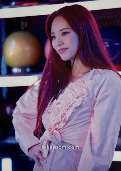 Jiwon My Little Society Photocard - fromis_9 - fromis_9 K-pop photocard
