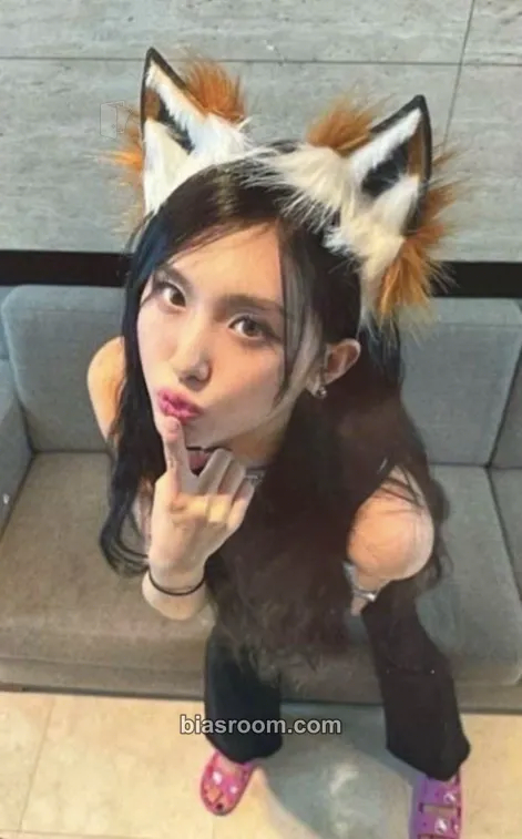Aisha ZOMBIE Photocard - EVERGLOW - EVERGLOW K-pop photocard