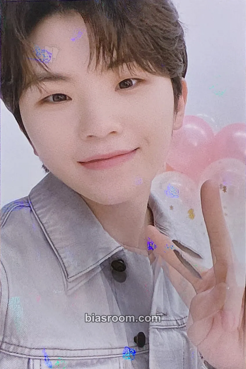 Woozi 2021 5TH SVT IN CARAT LAND Photocard - SEVENTEEN - SEVENTEEN K-pop photocard