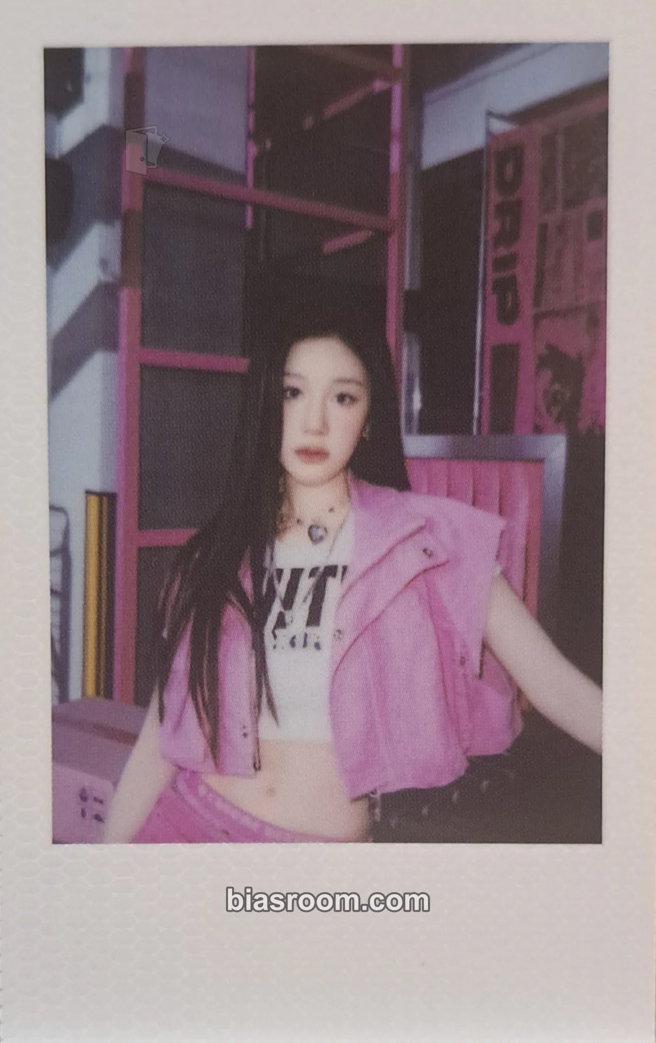 Pharita Hello Monsters 1st World Tour Photocard - BABYMONSTER - BABYMONSTER K-pop photocard