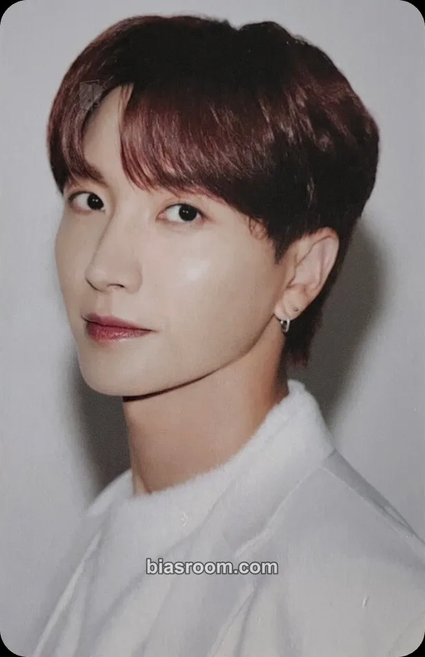 Leeteuk SUPER SHOW 9: ROAD_SHOW (Encore) Photocard - SUPER JUNIOR - SUPER JUNIOR K-pop photocard