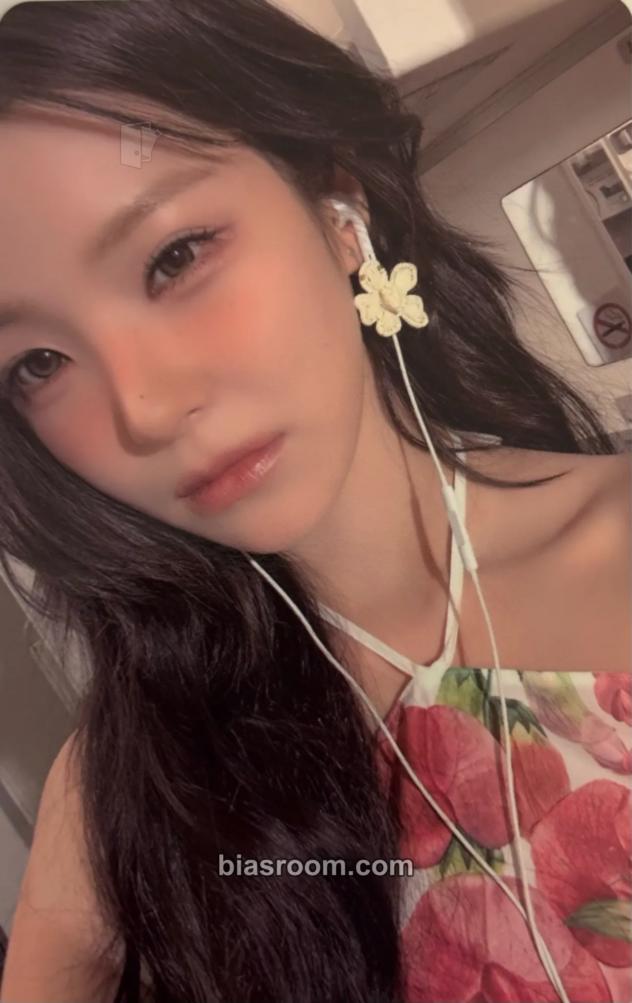 Jiheon Glow ME Photocard - fromis_9 - fromis_9 K-pop photocard