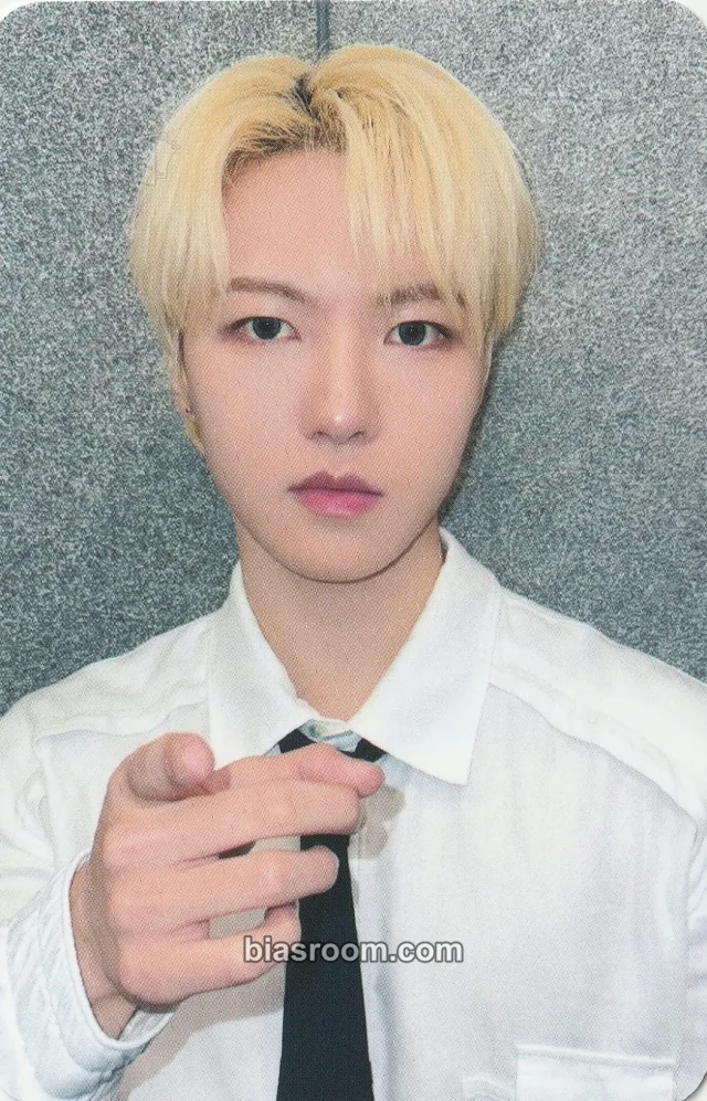 xikers - Junghoon - HOUSE OF TRICKY : WRECKING THE HOUSE Album makestar video call (fancall) round 6 fansign