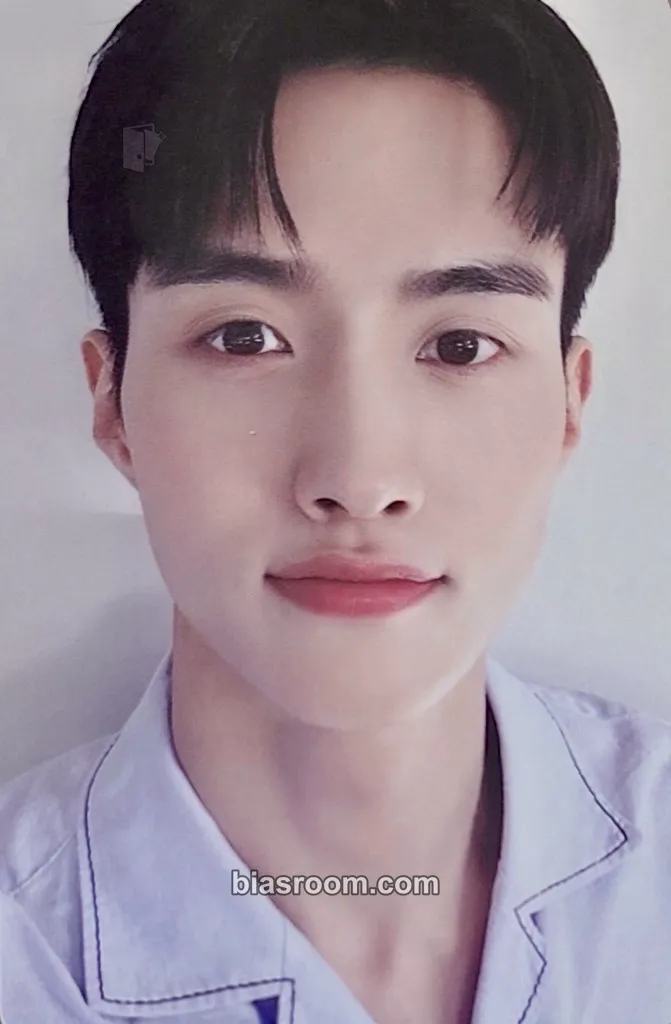 Yeo One 2023 Season's Greetings: Record of Youth Photocard - PENTAGON - PENTAGON K-pop photocard