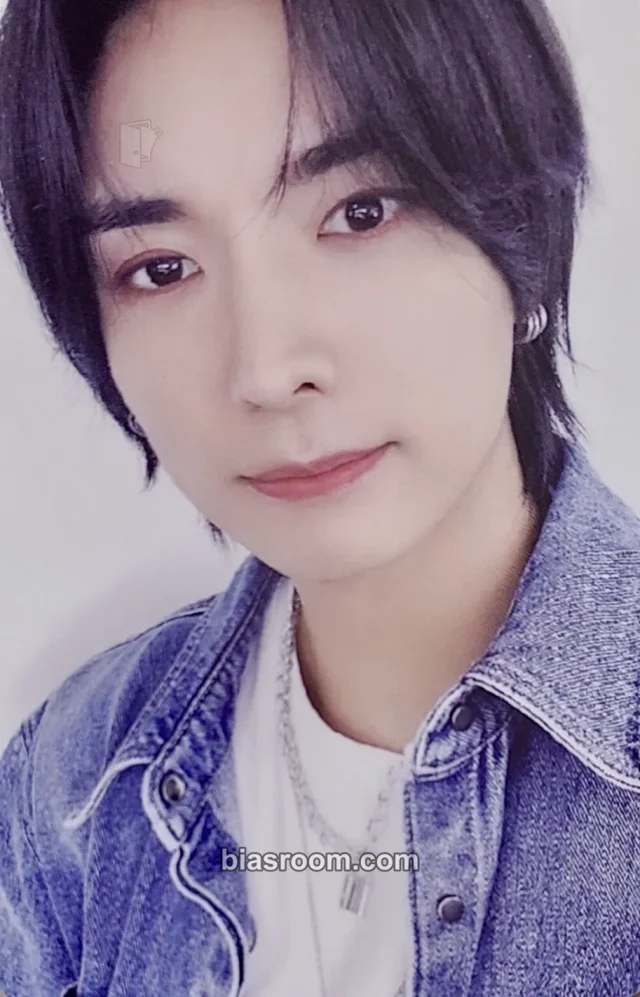 PENTAGON - Yuto - 2023 Season's Greetings: Record of Youth Other pob (pre-order benefit) withmuu/withdrama season's greetings