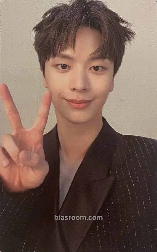BTOB - Sungjae - [TO.MELODY] 2024 Season's Greetings YA-CHIC Other season's greetings black version