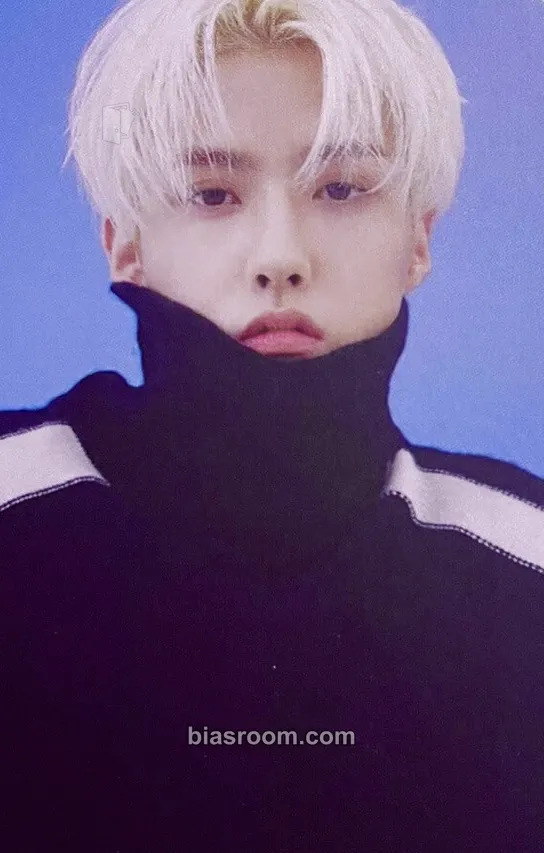 Yeo One 2020 Season’s Greetings Photocard - PENTAGON - PENTAGON K-pop photocard