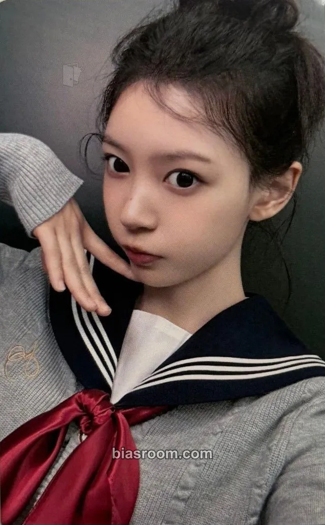 Moka I Got Your Back Photocard - ILLIT - ILLIT K-pop photocard
