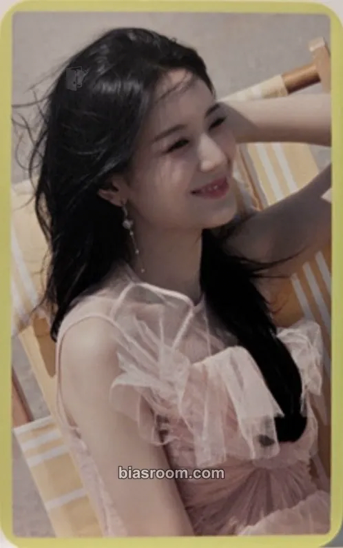 Gyuri From Our Memento Box Photocard - fromis_9 - fromis_9 K-pop photocard