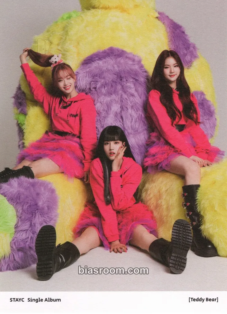 Teddy Bear Photocard - STAYC - STAYC K-pop photocard