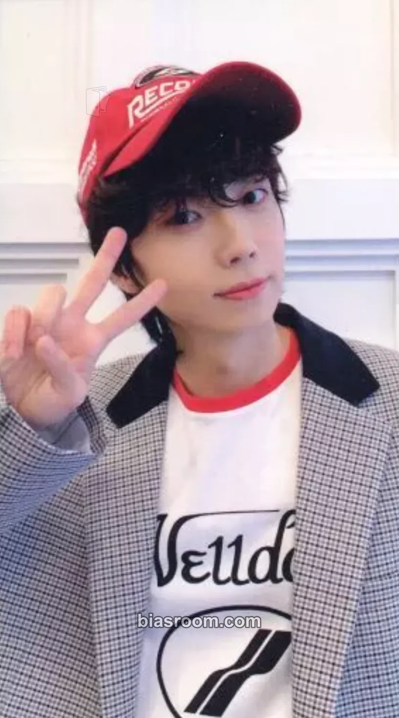 Wooyoung Off the Record Photocard - 2PM - 2PM K-pop photocard