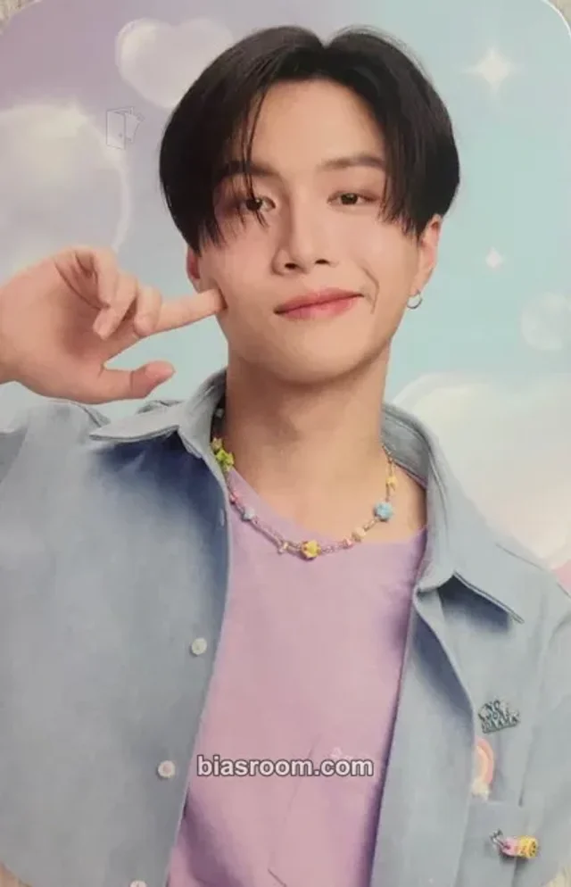 BUS - JungT - BUS x FineLine Other brand collaboration random photocard fineline