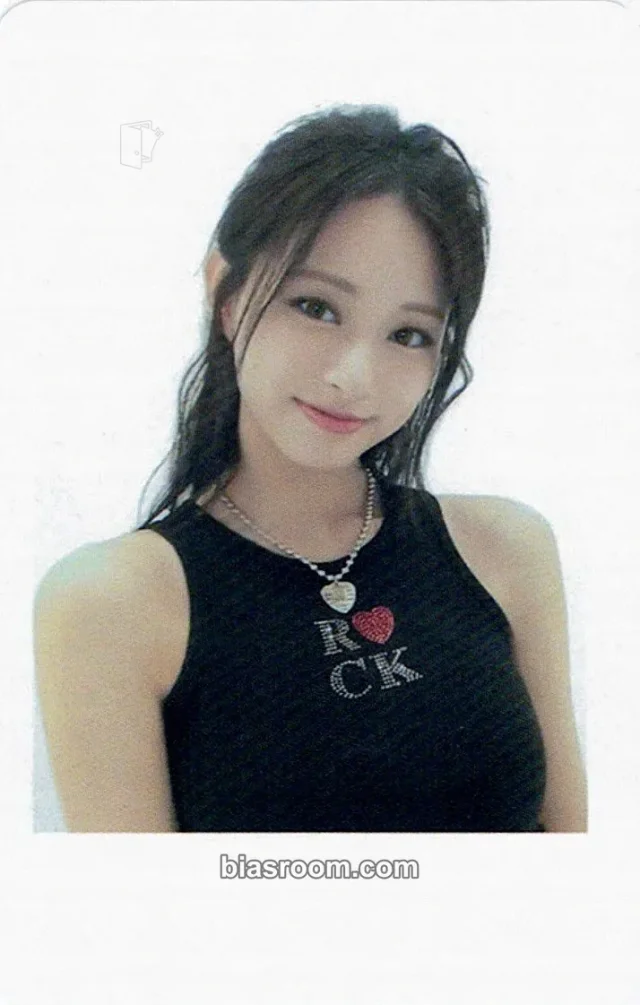 TWICE - Tzuyu - Once Again (8th Anniversary) Event offline polaroid purchase benefit