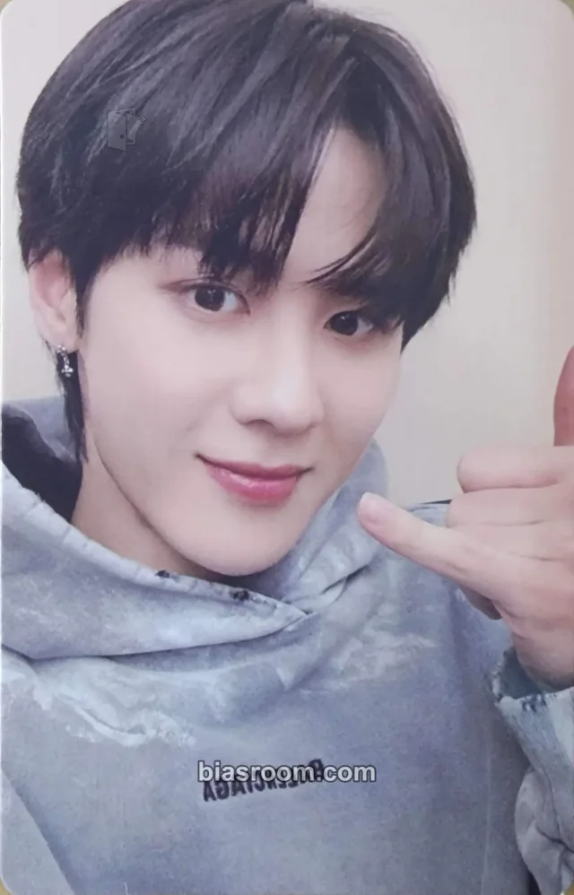 NCT - Kun - SM ARTIST BIRTHDAY OFFICIAL MD Other 2025 version party card merch photocard